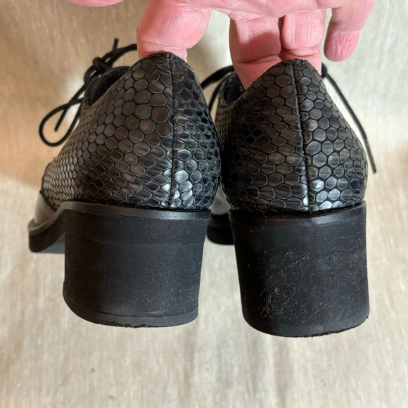 GADEA Sz 36 Croc and  Patent Leather Lace Up Pointy Academia Vibe Oxfords Shoes - Picture 8 of 10